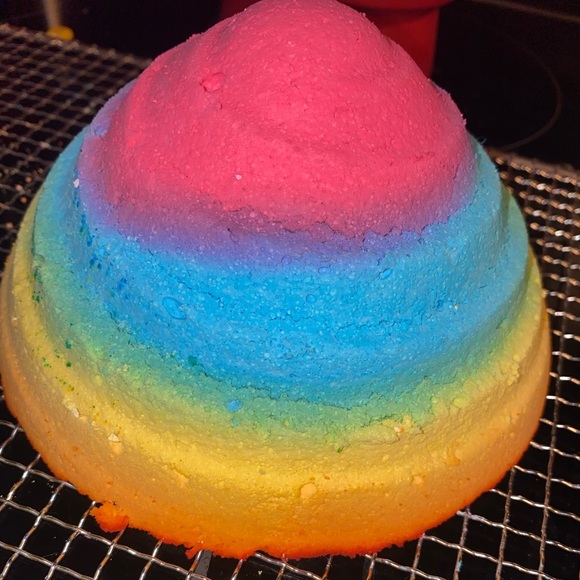 LARGE 2 Pc Cupcake Reformed Gym Chalk - Picture 3 of 3